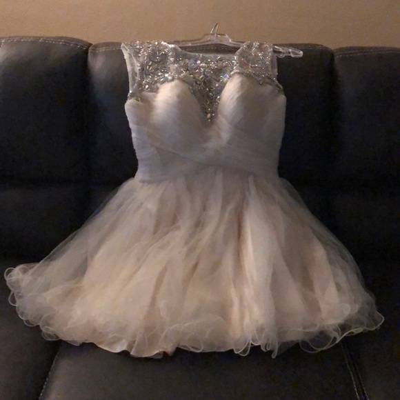 Special occasion dress - Picture 5 of 5